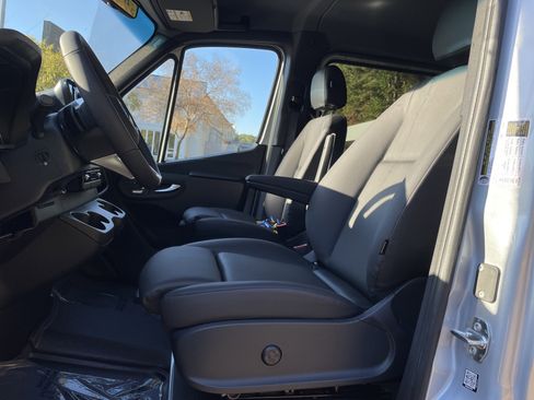 New 2026 Mercedes-Benz Sprinter 2500 image 24
