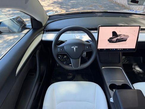 Used 2023 Tesla Model 3 Performance AWD/4WD image 9