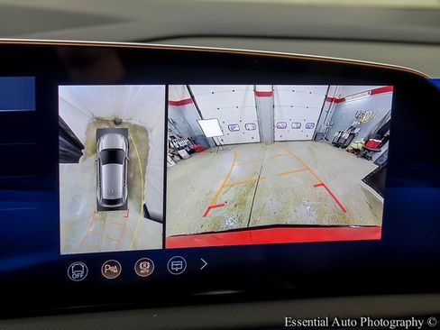 New 2026 Cadillac Optiq Sport 1 image 15