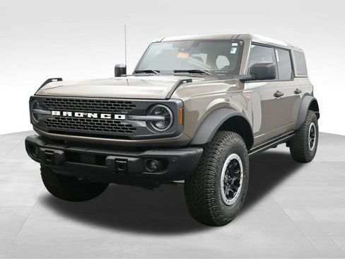 New 2026 Ford Bronco Badlands AWD/4WD image 6