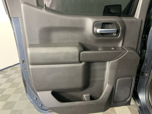 Used 2020 Chevrolet Silverado 1500 LT image 23