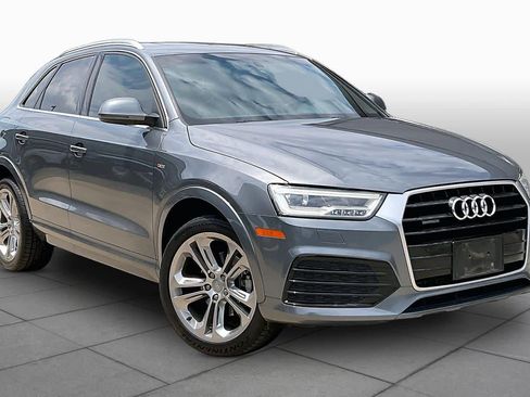 Used 2016 Audi Q3 2.0T Prestige w/ Prestige Package AWD/4WD image 3