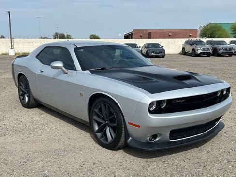 Used 2019 Dodge Challenger R/T Scat Pack w/ Plus Package RWD image 3