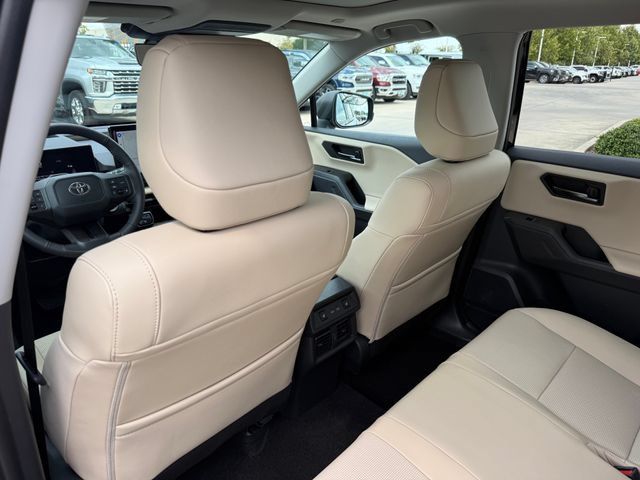 Used 2026 Toyota RAV4 Limited AWD/4WD image 24