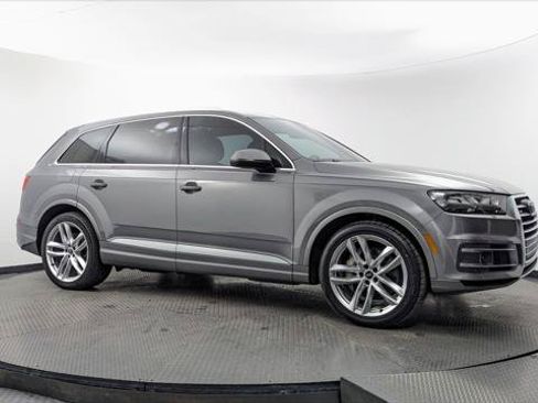 Used 2017 Audi Q7 3.0T Prestige w/ Prestige Package AWD/4WD image 11