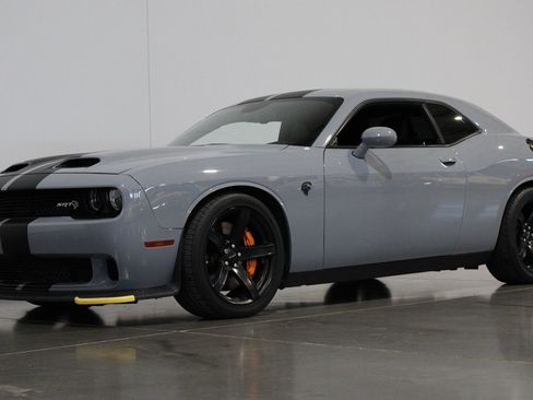 Used 2020 Dodge Challenger SRT Hellcat Redeye RWD image 28