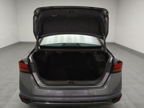 Used 2025 Nissan Altima 2.5 SV FWD image 29