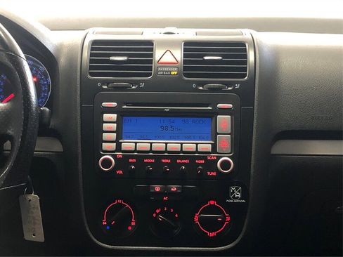 Used 2008 Volkswagen GTI Base image 14