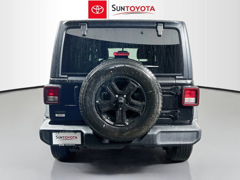 Used 2022 Jeep Wrangler Unlimited Sport AWD/4WD image 5