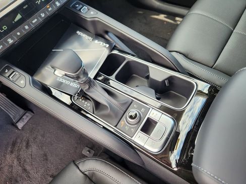 New 2025 Kia Telluride EX w/ EX Captain's Chair Package image 20