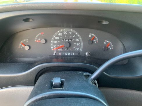 Used 1999 Ford E-350 and Econoline 350 XLT image 23