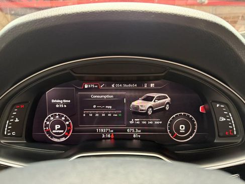 Used 2018 Audi Q7 3.0T Prestige AWD/4WD image 12