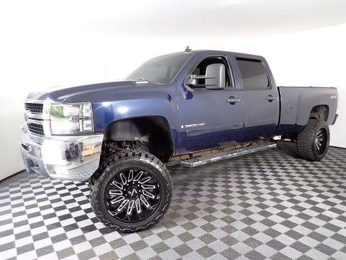 Used 2008 Chevrolet Silverado 3500 LT AWD/4WD image 10