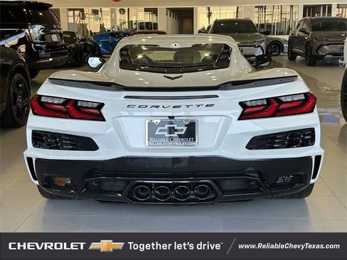 New 2025 Chevrolet Corvette Z06 image 4