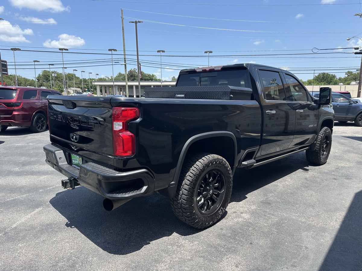 Used 2022 Chevrolet Silverado 2500 High Country w/ Safety Package II AWD/4WD image 5