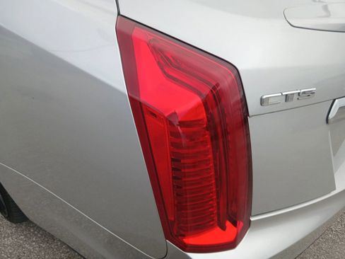 Used 2017 Cadillac CTS Luxury image 13