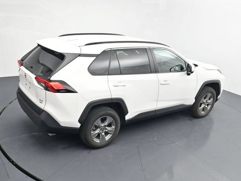 Used 2024 Toyota RAV4 XLE AWD/4WD image 16
