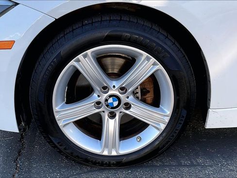 Used 2015 BMW 320i Sedan image 12