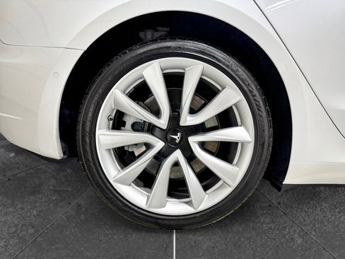 Used 2020 Tesla Model 3 Long Range image 35