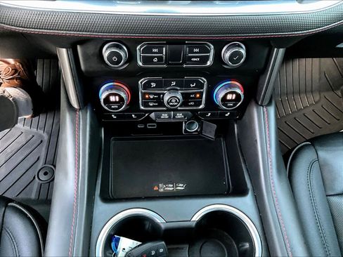 Used 2022 Chevrolet Tahoe RST image 27