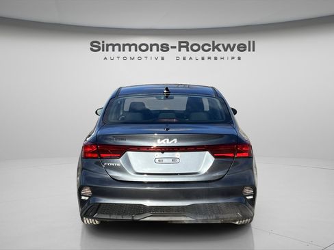 Used 2023 Kia Forte LXS image 6