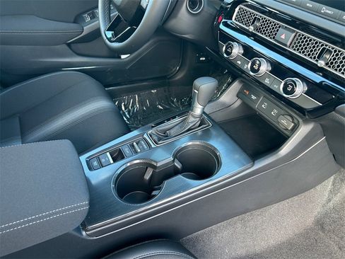 New 2026 Honda Civic Sport image 17