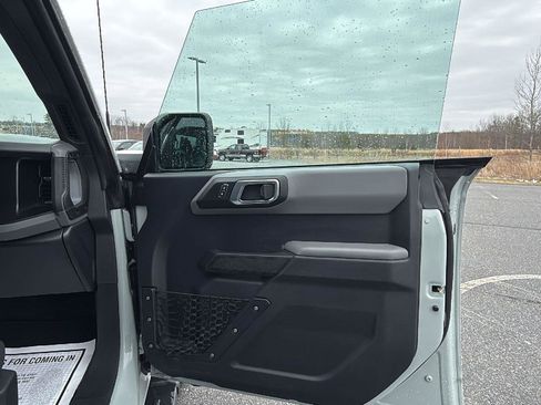 Used 2022 Ford Bronco Big Bend image 17