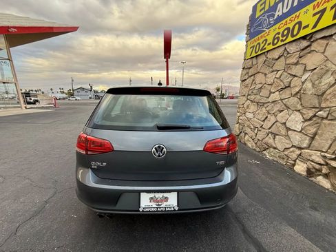 Used 2016 Volkswagen Golf SE image 3
