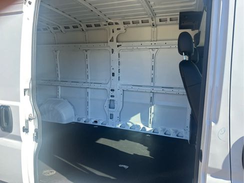 New 2025 RAM ProMaster 2500 image 51