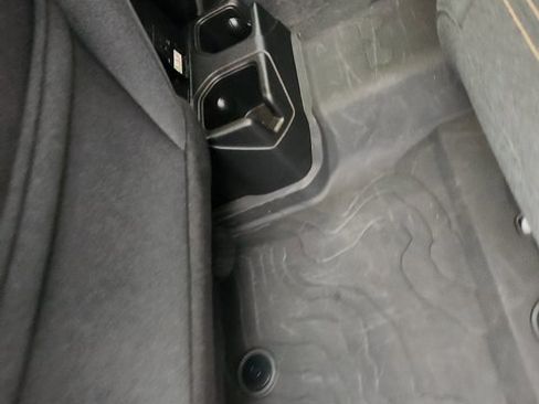 Used 2024 Jeep Wrangler Sahara image 8