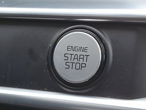 Used 2021 Kia K5 EX image 23