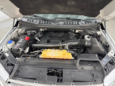 Used 2018 Ford F150 Lariat w/ Equipment Group 502A Luxury AWD/4WD image 29