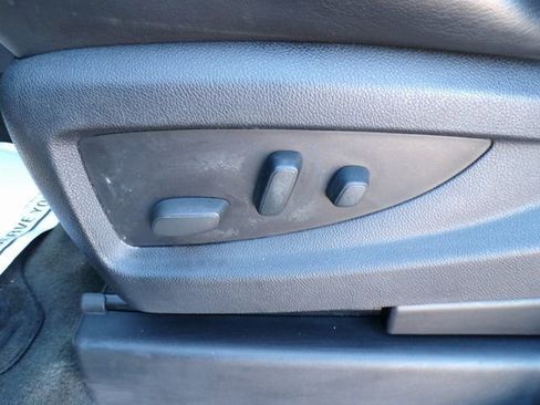 Used 2016 GMC Yukon XL Denali w/ Open Road Package image 20