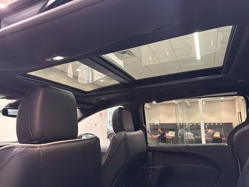 New 2026 Chrysler Pacifica Limited w/ S Appearance Package image 35