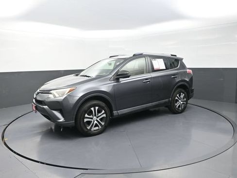 Used 2016 Toyota RAV4 LE FWD image 47