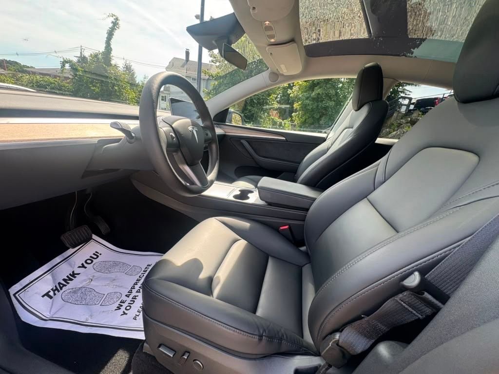 Used 2023 Tesla Model Y Long Range AWD/4WD image 15