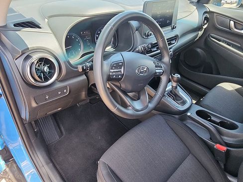 Used 2022 Hyundai Kona SEL w/ Convenience Package image 16
