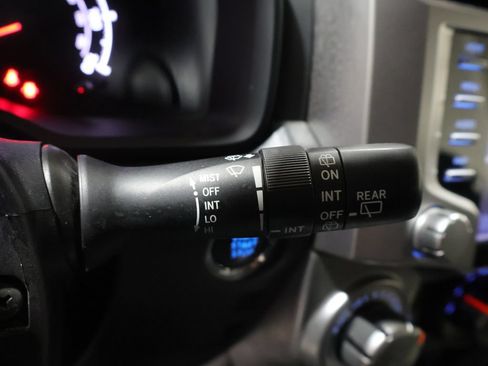 Used 2024 Toyota 4Runner SR5 AWD/4WD image 34