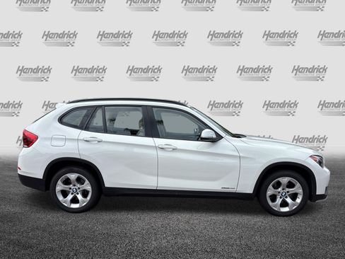 Used 2015 BMW X1 sDrive28i RWD image 11