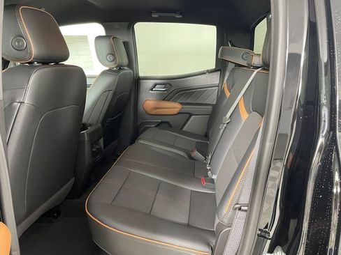 New 2026 GMC Canyon AT4 AWD/4WD image 6