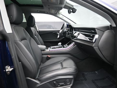 Used 2021 Audi Q8 Premium Plus w/ Premium Plus Package image 35