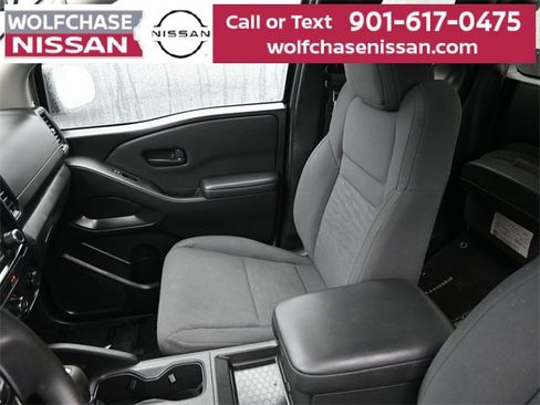 Used 2023 Nissan Frontier S image 11