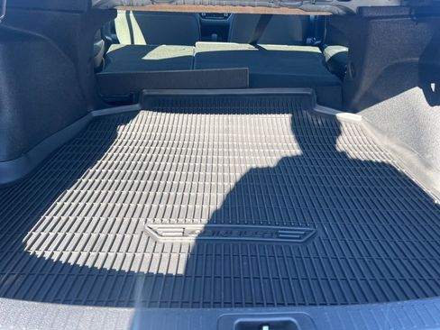 Used 2025 Toyota Corolla LE image 49