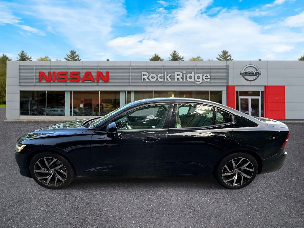 Used 2019 Volvo S60 T6 Momentum w/ Premium Package AWD/4WD image 7