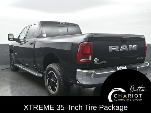 Used 2025 RAM 2500 Laramie AWD/4WD image 4