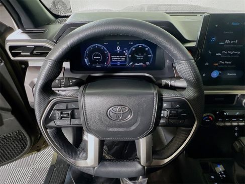 Used 2024 Toyota Tacoma TRD Sport image 11