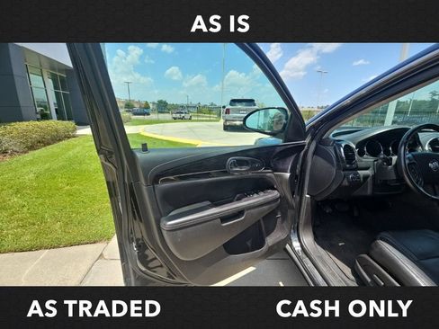 Used 2017 Buick Enclave Leather FWD image 9