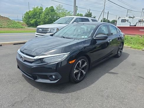 Used 2016 Honda Civic Touring image 1