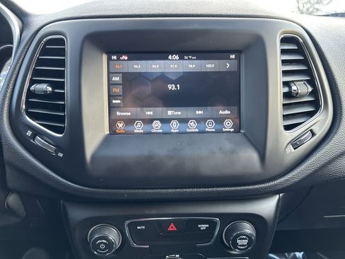 Used 2019 Jeep Compass Latitude w/ Popular Equipment Group image 25