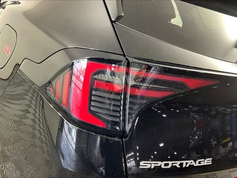 New 2026 Kia Sportage AWD Hybrid image 14